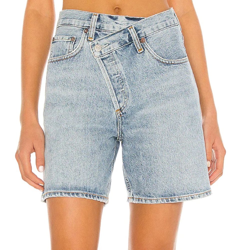 AGOLDE Criss Cross Short in MOMENTUM